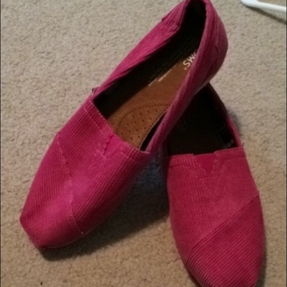 PINK TOMS